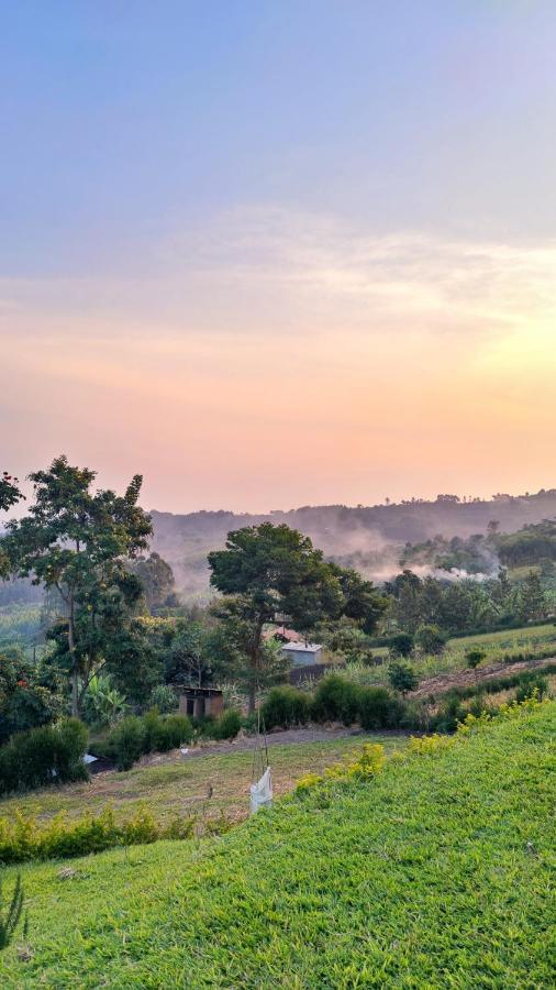 Lake Lyantonde Eco Campsite Original Fort Portal ภายนอก รูปภาพ